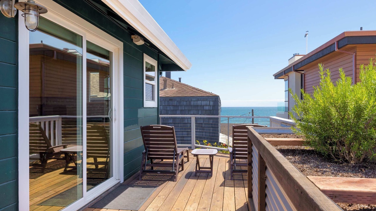 Photo of Patio Balcony in Eastside Santa Cruz