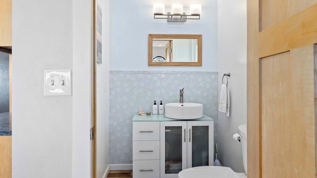 Photo of Bathroom in Eastside Santa Cruz