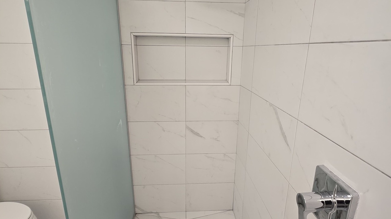 Photo of Bathroom in Discovery Bay
