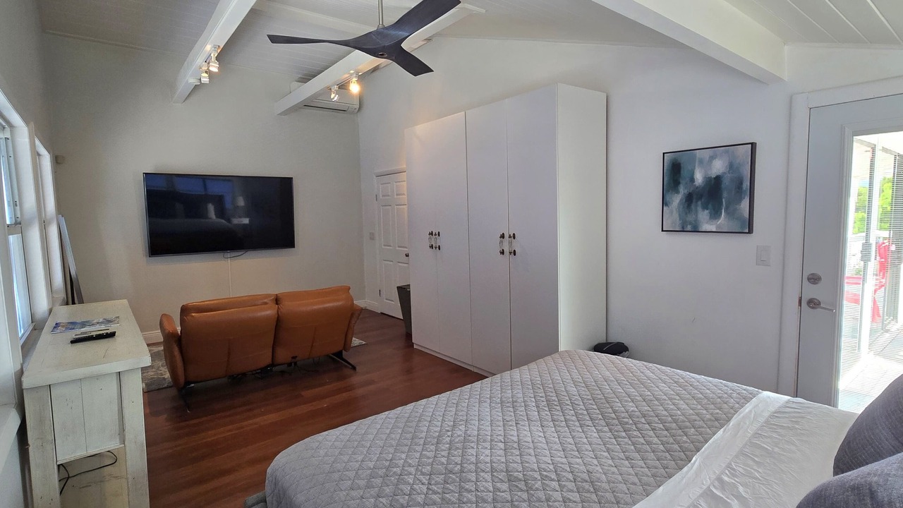 Photo of Bedroom in Discovery Bay