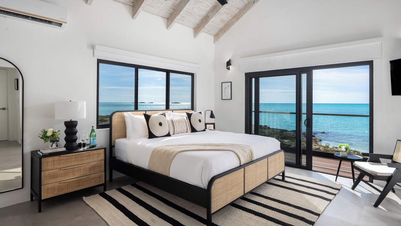 Photo of Bedroom in Venetian Road Settlement