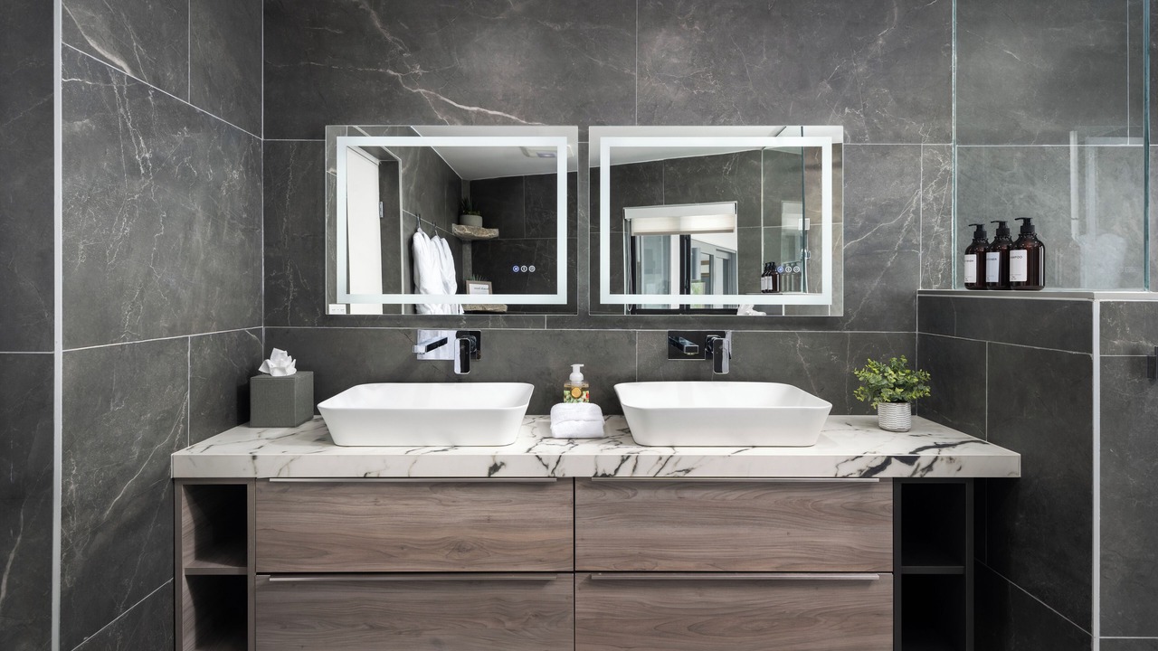 Photo of Bathroom in Venetian Road Settlement