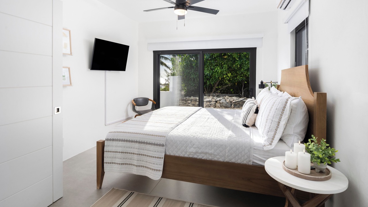 Photo of Bedroom in Venetian Road Settlement