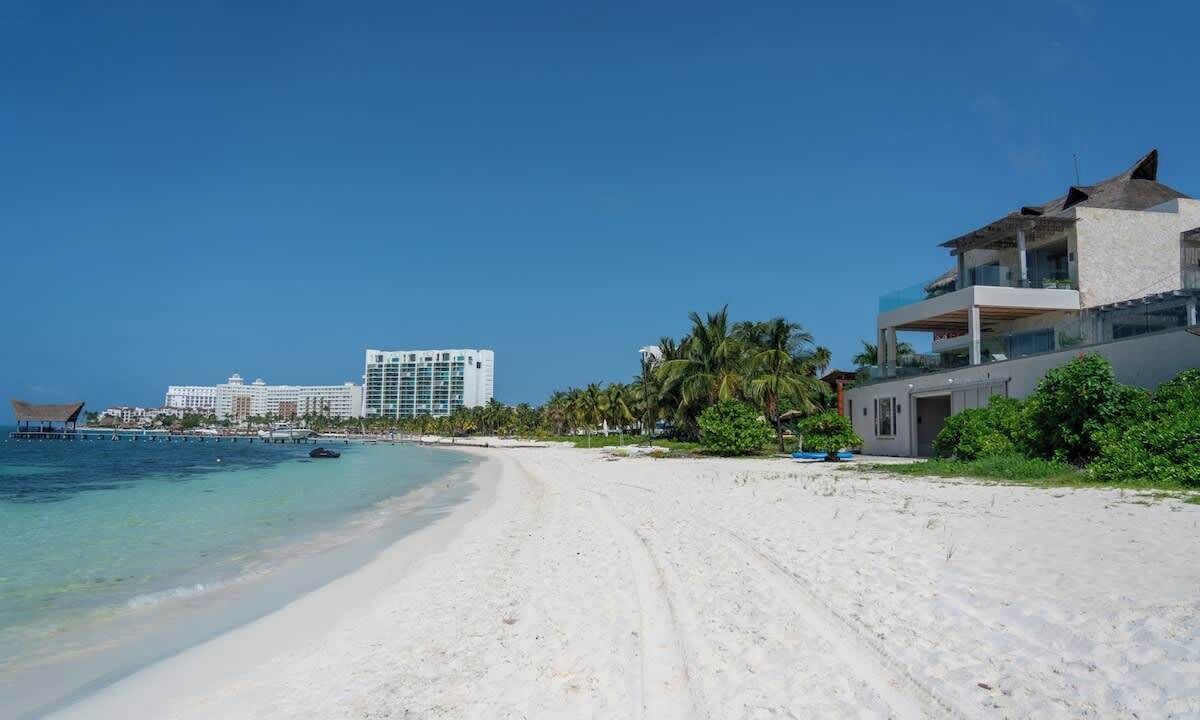 Photo of Others in Punta Cancun