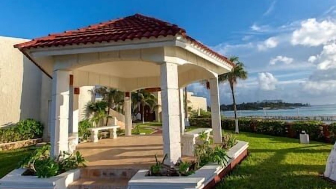Photo of Outdoor in Centro - Supmza 001