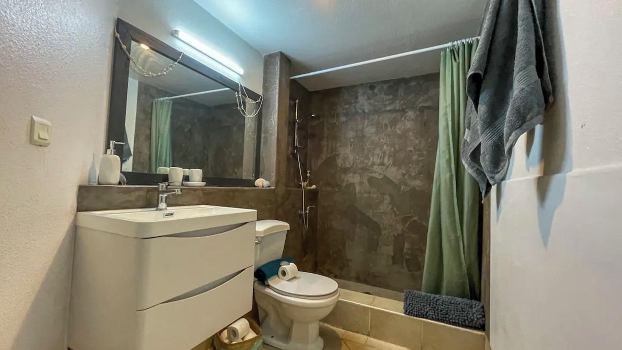 Photo of Bathroom in Arue