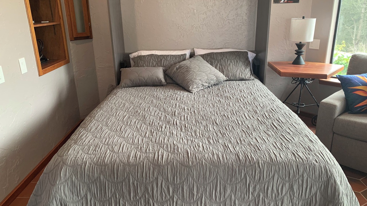 Photo of Bedroom in Aptos Hills-Larkin Valley