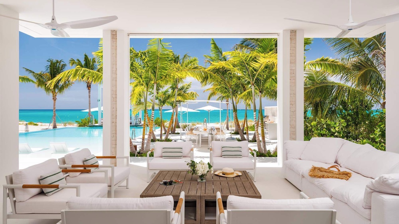 Photo of Patio Balcony in Leeward Settlement