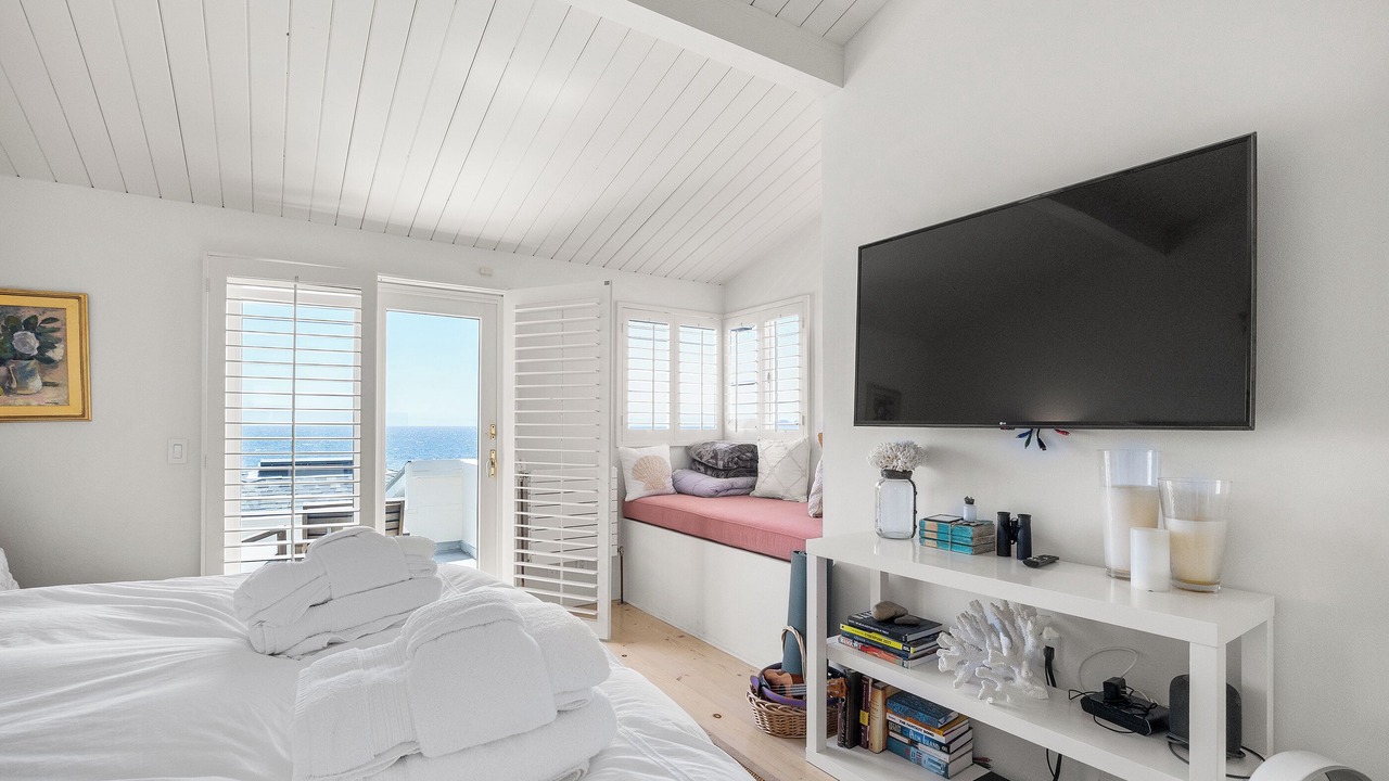 Photo of Bedroom in Aptos