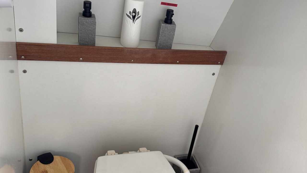 Photo of Bathroom in Taravao