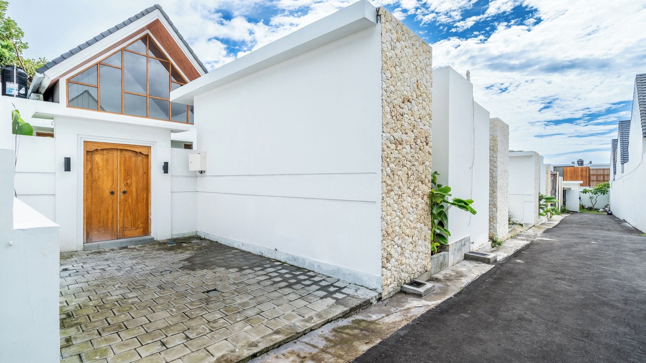 Photo of Outdoor in Padangsambian Klod