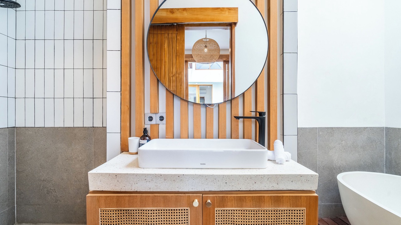 Photo of Bathroom in Padangsambian Klod