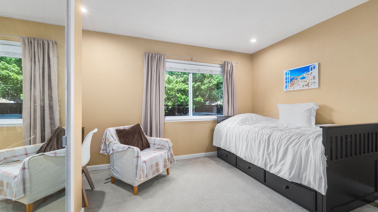Photo of Bedroom in Ben Lomond