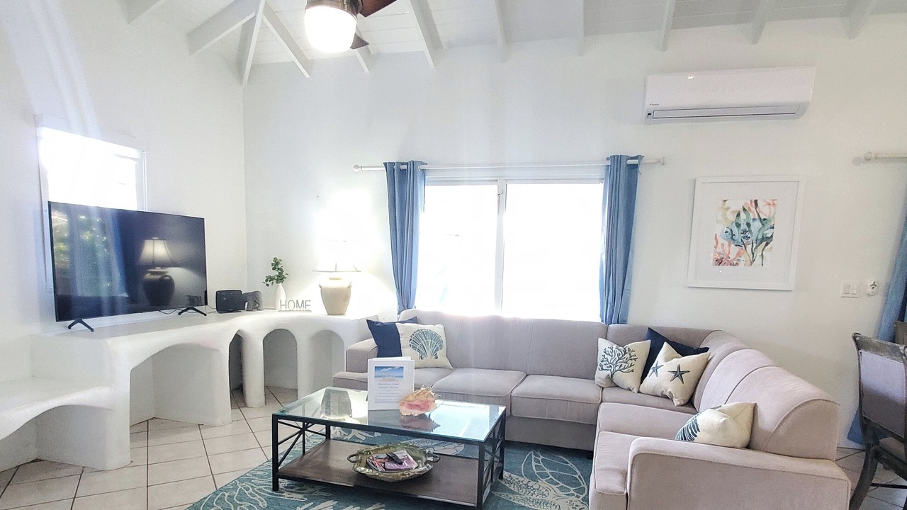 Photo of Livingroom in Middle Caicos