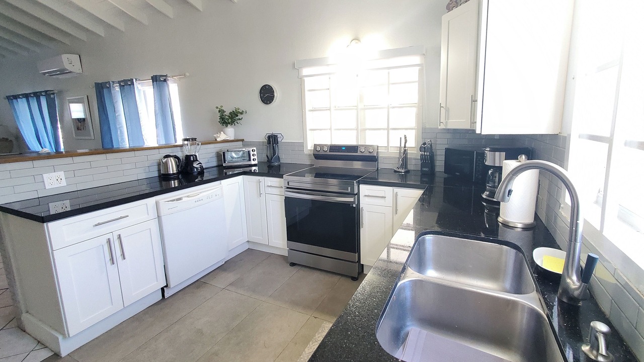 Photo of Kitchen in Middle Caicos