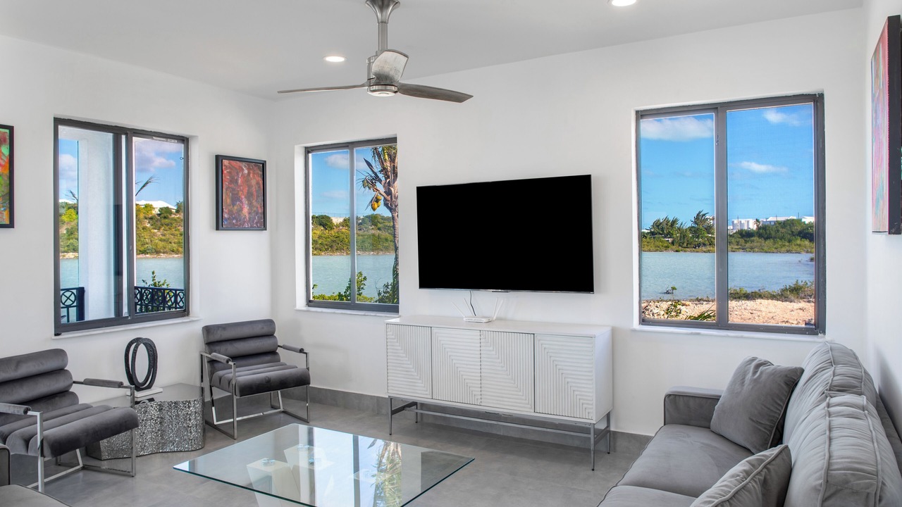 Photo of Livingroom in Ocean Point