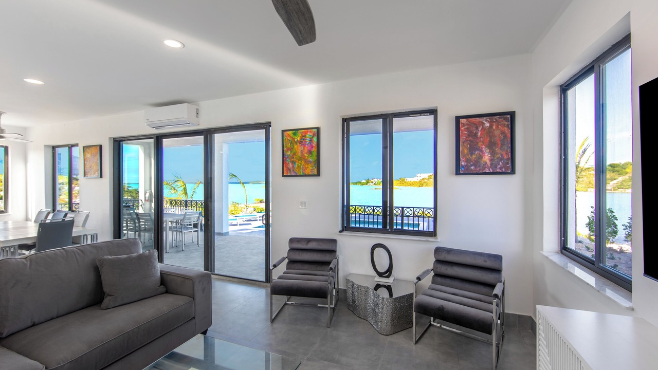 Photo of Livingroom in Ocean Point
