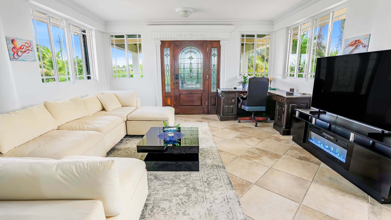 Photo of Livingroom in Ocean Point
