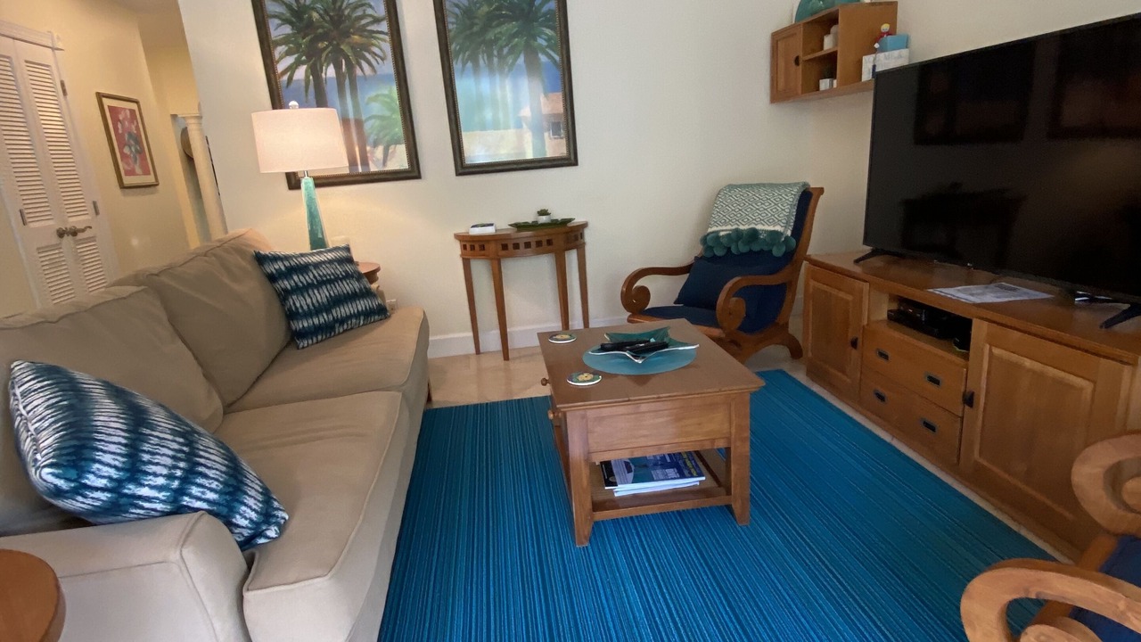 Photo of Livingroom in Grace Bay