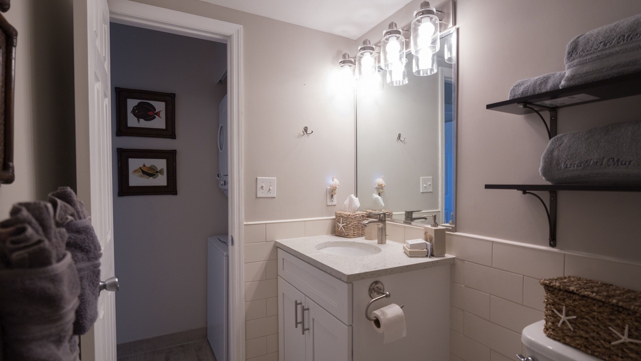 Photo of Bathroom in Wheeland Settlement