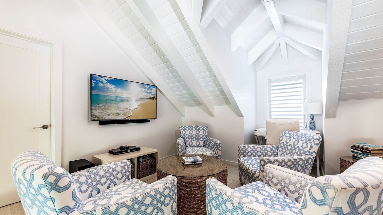 Photo of Livingroom in Ocean Point