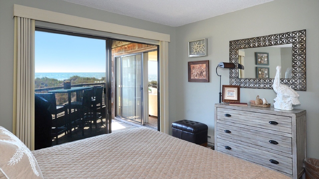 Photo of Bedroom in Pajaro Dunes
