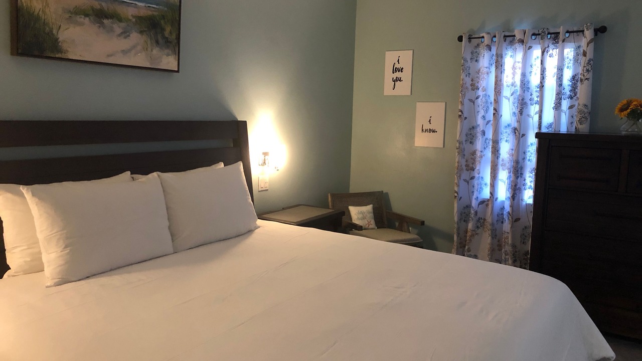 Photo of Bedroom in Grace Bay