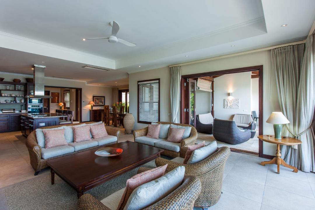 Photo of Livingroom in Eden Island