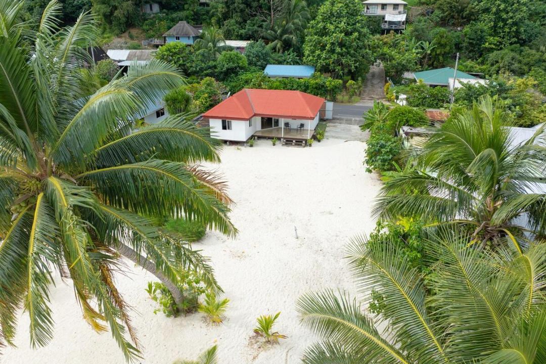 Photo of Others in Point Matira