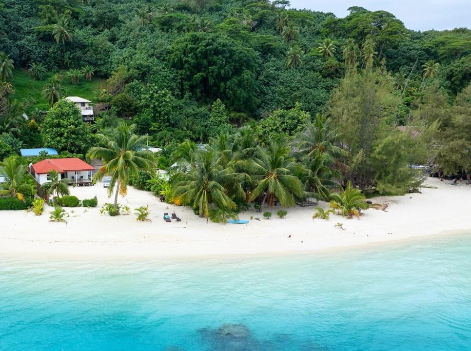 Photo of Others in Point Matira