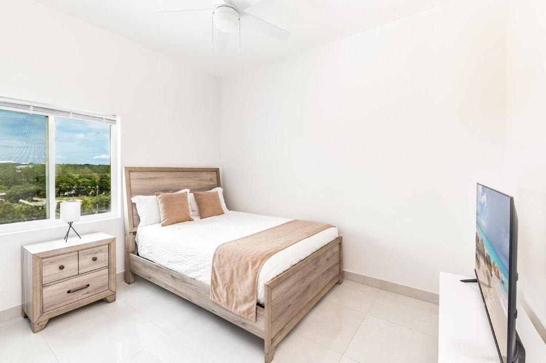 Photo of Bedroom in Discovery Bay