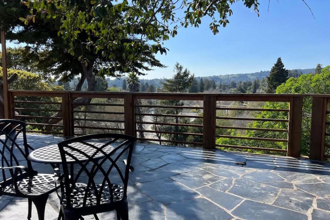 Photo of Patio Balcony in Bananna Belt