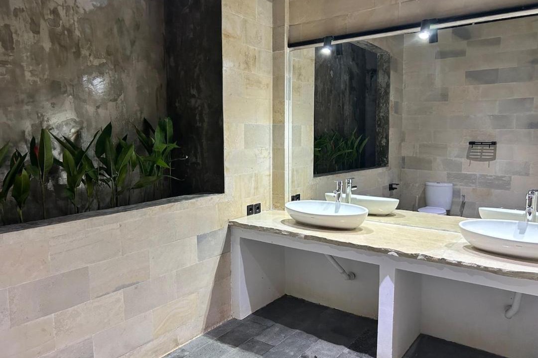 Photo of Bathroom in Kampial