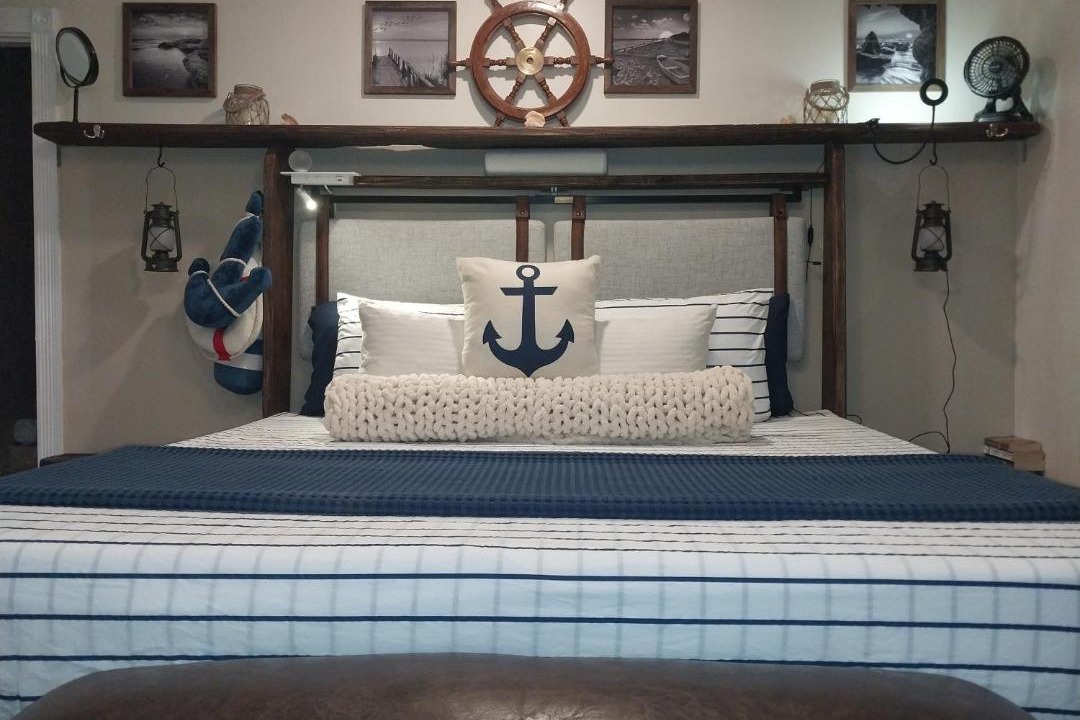 Photo of Bedroom in Leeward Settlement