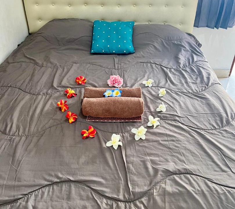 Photo of Bedroom in Mumbul