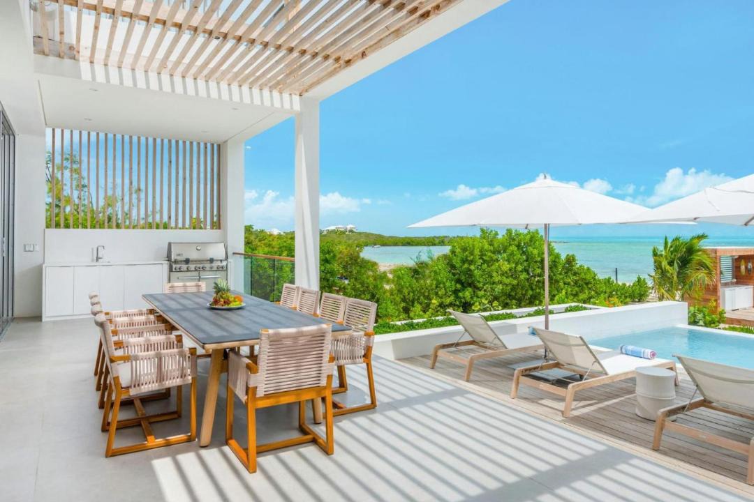 Photo of Patio Balcony in Leeward Settlement