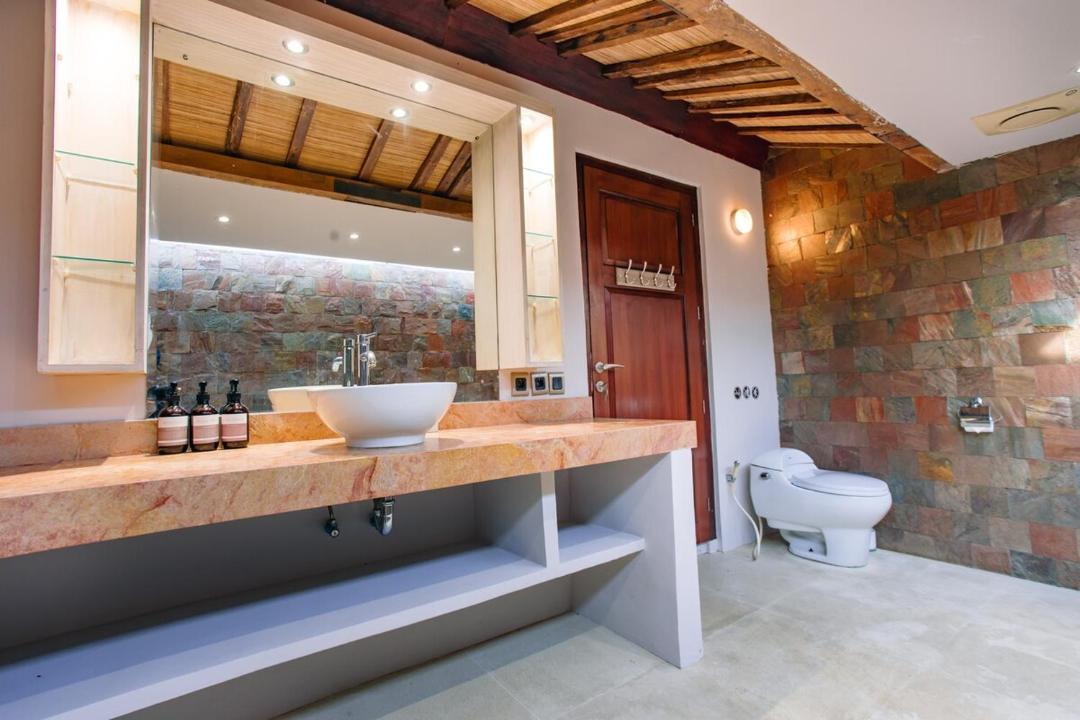 Photo of Bathroom in Beraban
