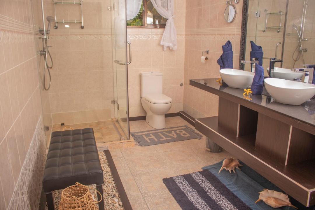 Photo of Bathroom in Anse Boileau