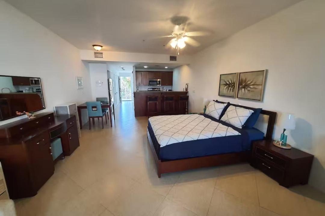Photo of Bedroom in Discovery Bay