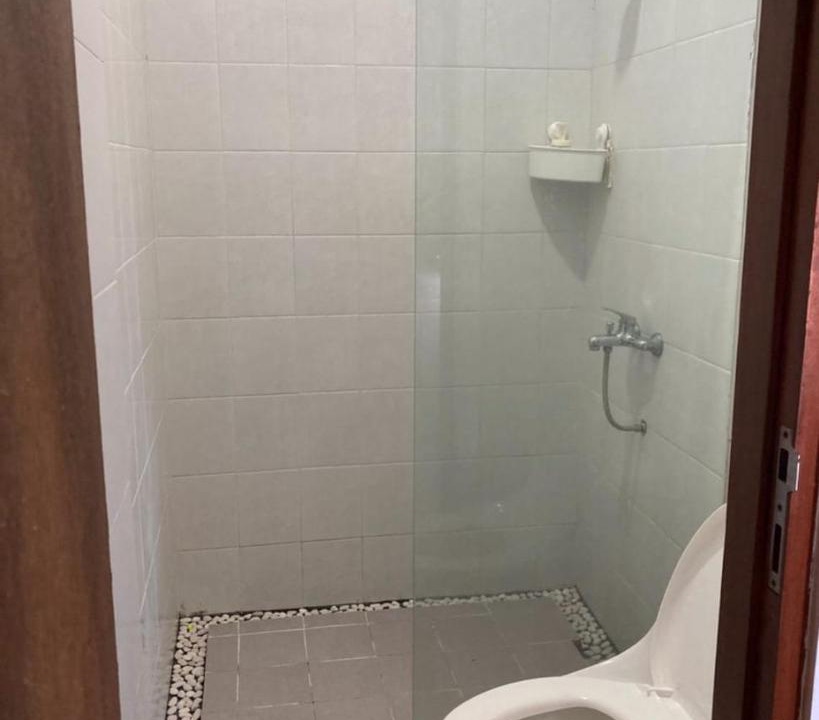 Photo of Bathroom in Kartika Plaza