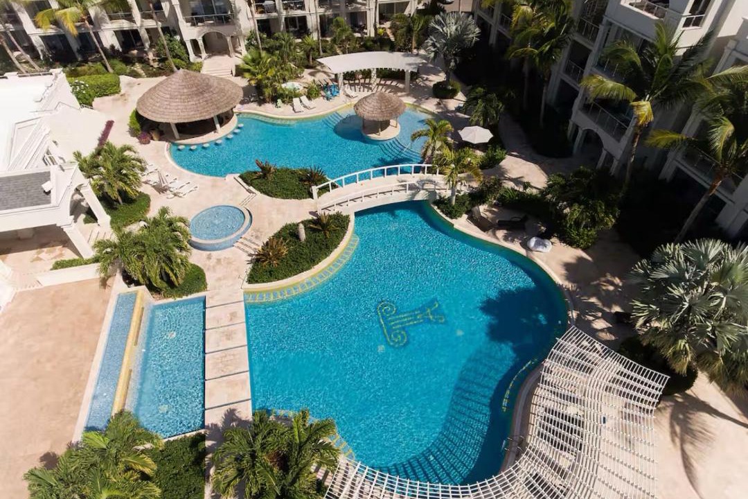 Photo of Others in Grace Bay