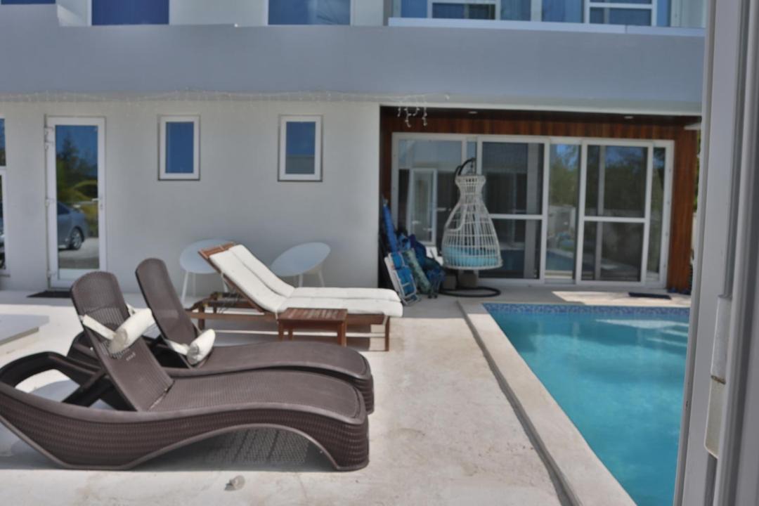 Photo of Patio Balcony in Leeward Settlement