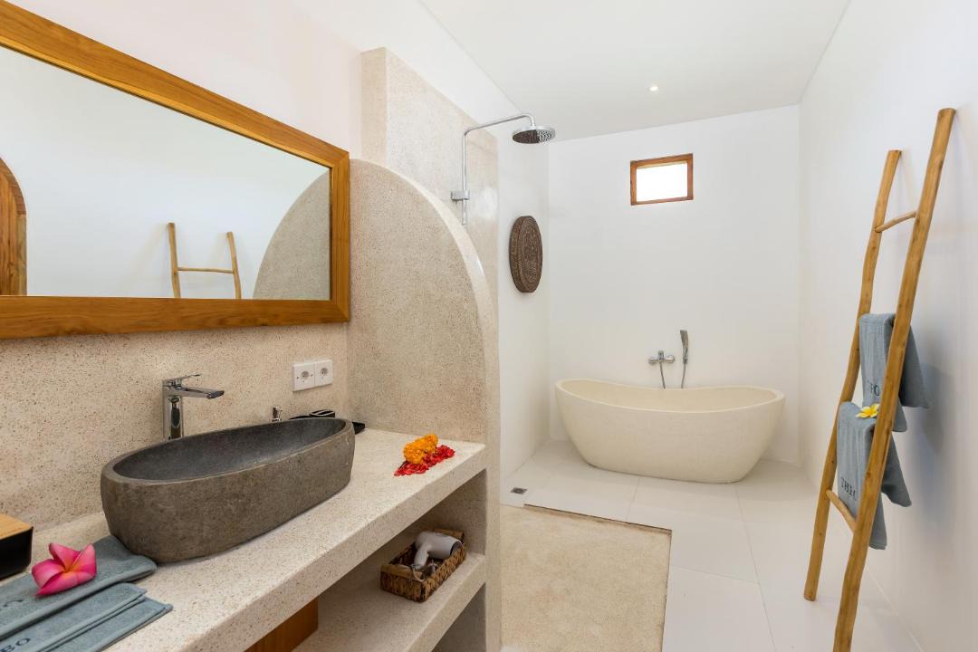 Photo of Bathroom in Padangsambian Klod