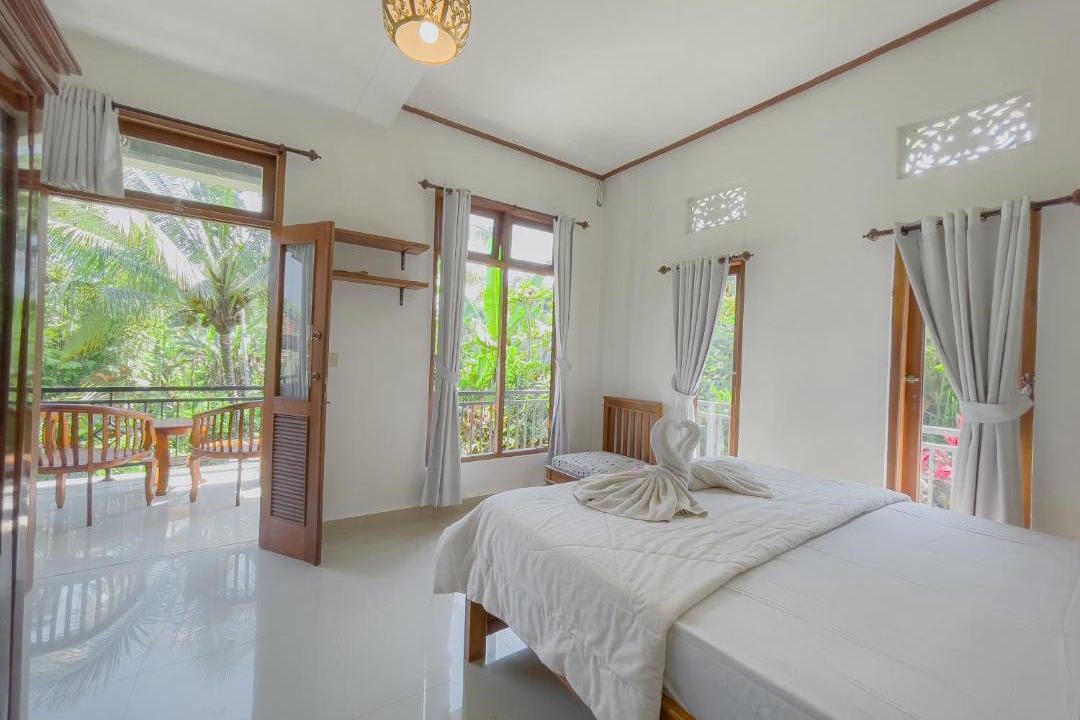 Photo of Bedroom in Sambahan