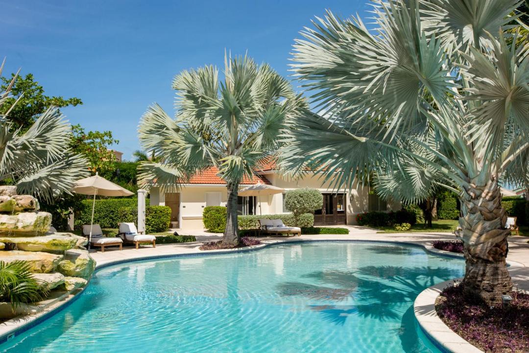 Photo of Others in Grace Bay