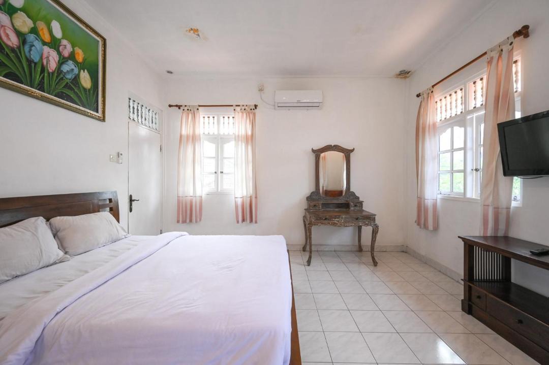 Photo of Bedroom in Dyanapura