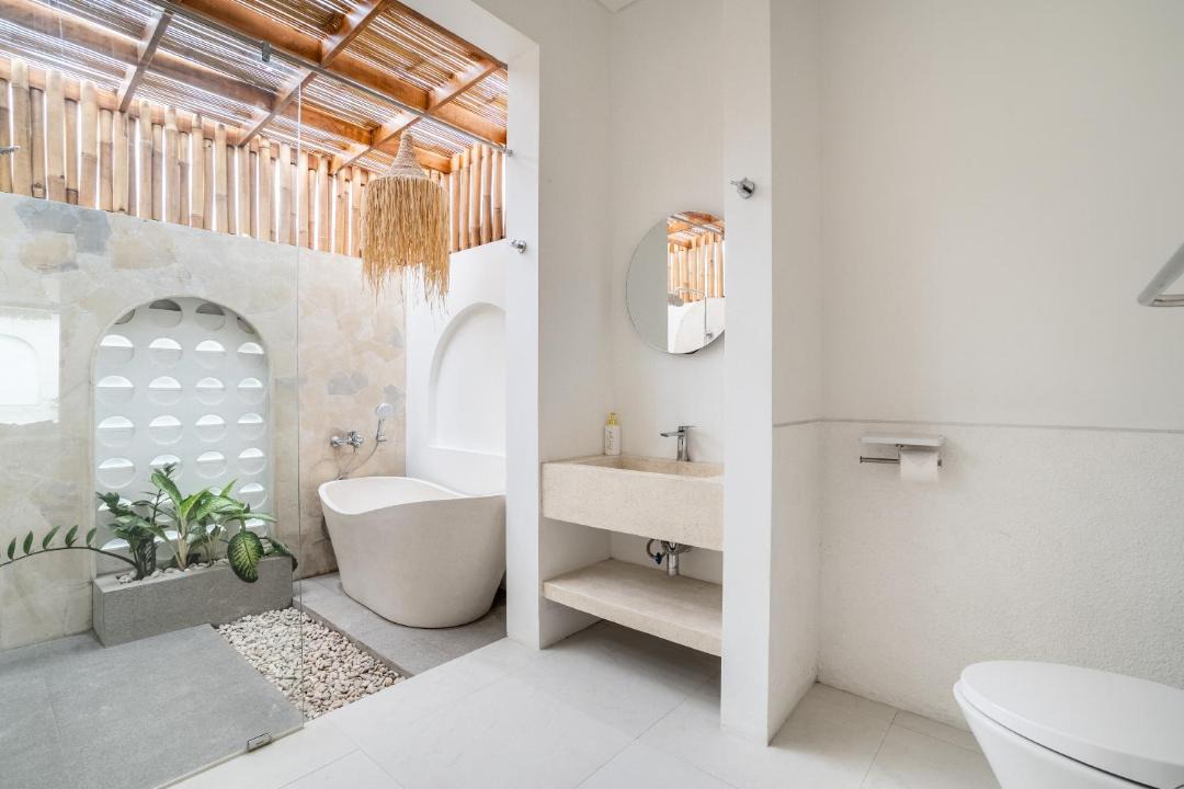 Photo of Bathroom in Padangsambian Klod