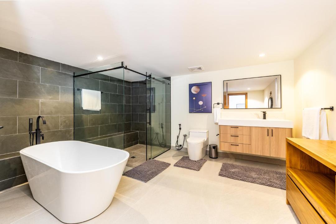 Photo of Bathroom in Long Bay