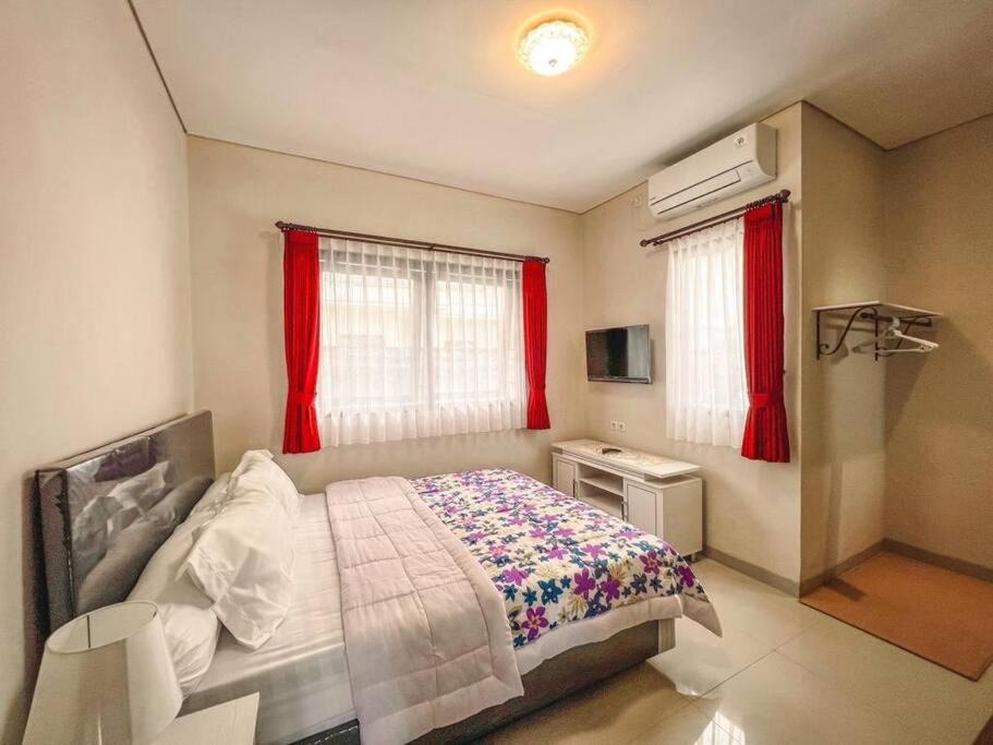 Photo of Bedroom in Kampial