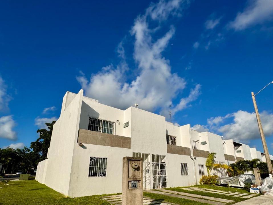 Photo of Buildings in Puerto Morelos